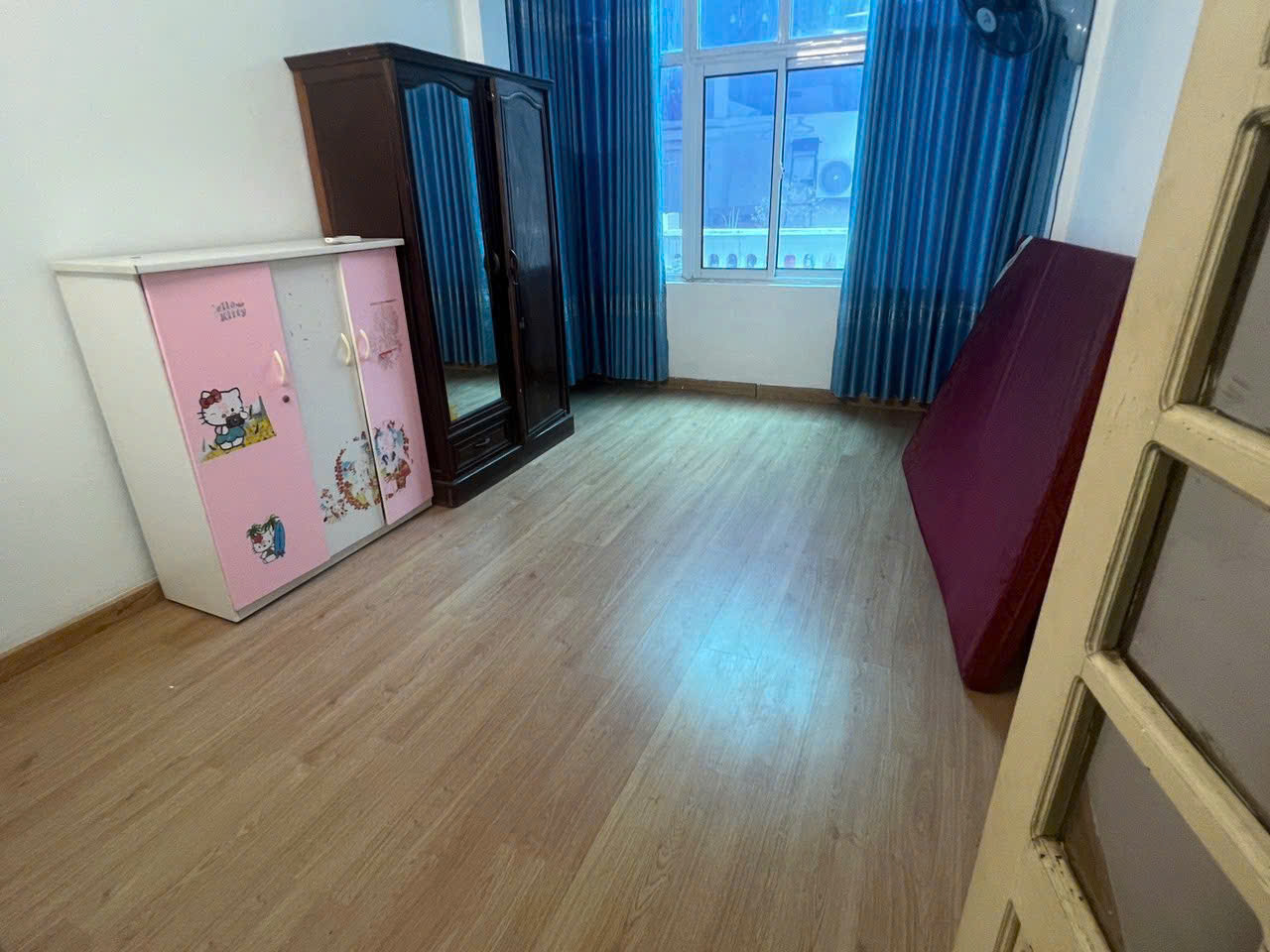 Cho thuê nhà ngõ Giếng Mứt, 3.5 tầng x 32m2, 2 ngủ, 8 Triệu ở gđ, nhóm ngoan - Ảnh 1